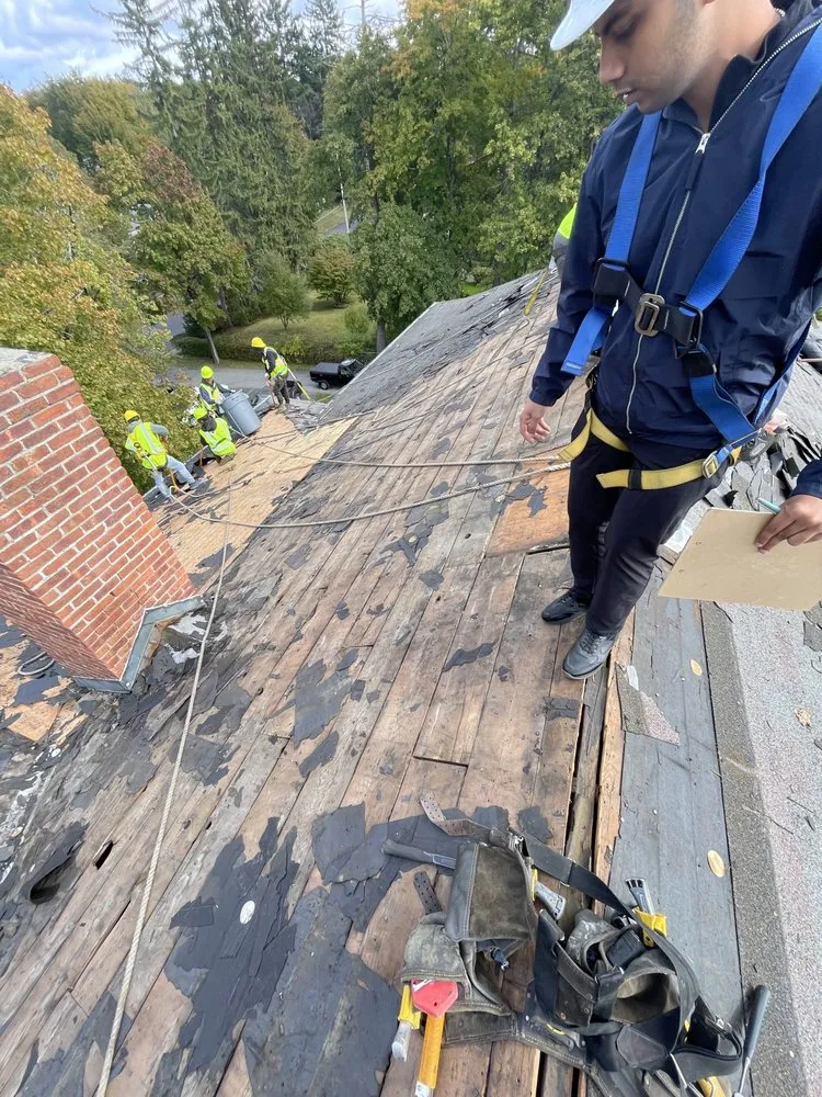 Slide of Uzma Contracting Group