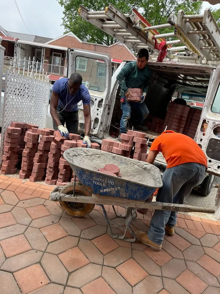 Slide of Uzma Contracting Group