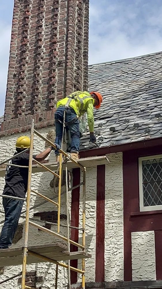 Slide of Uzma Contracting Group