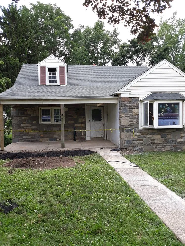 Slide of V Expo Construction