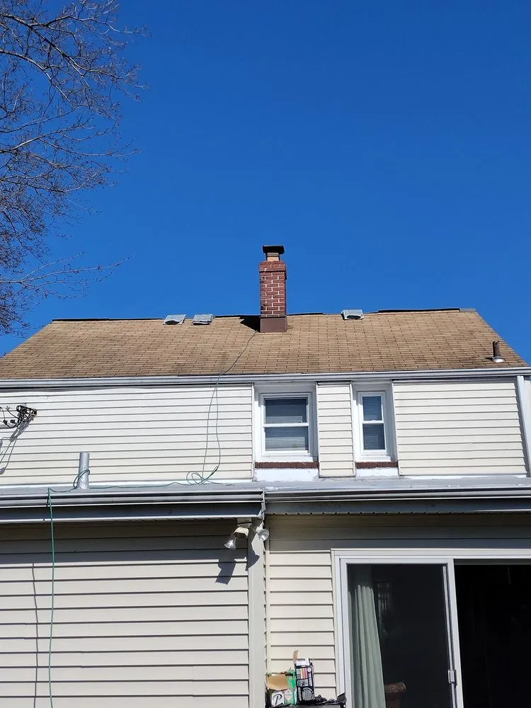 Slide of V Expo Construction