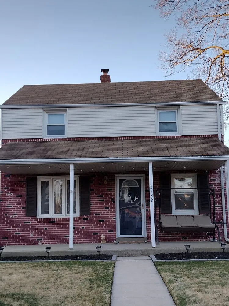 Slide of V Expo Construction