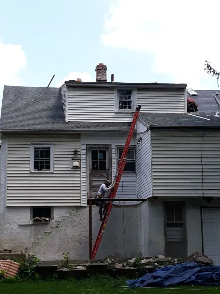 Slide of V Expo Construction