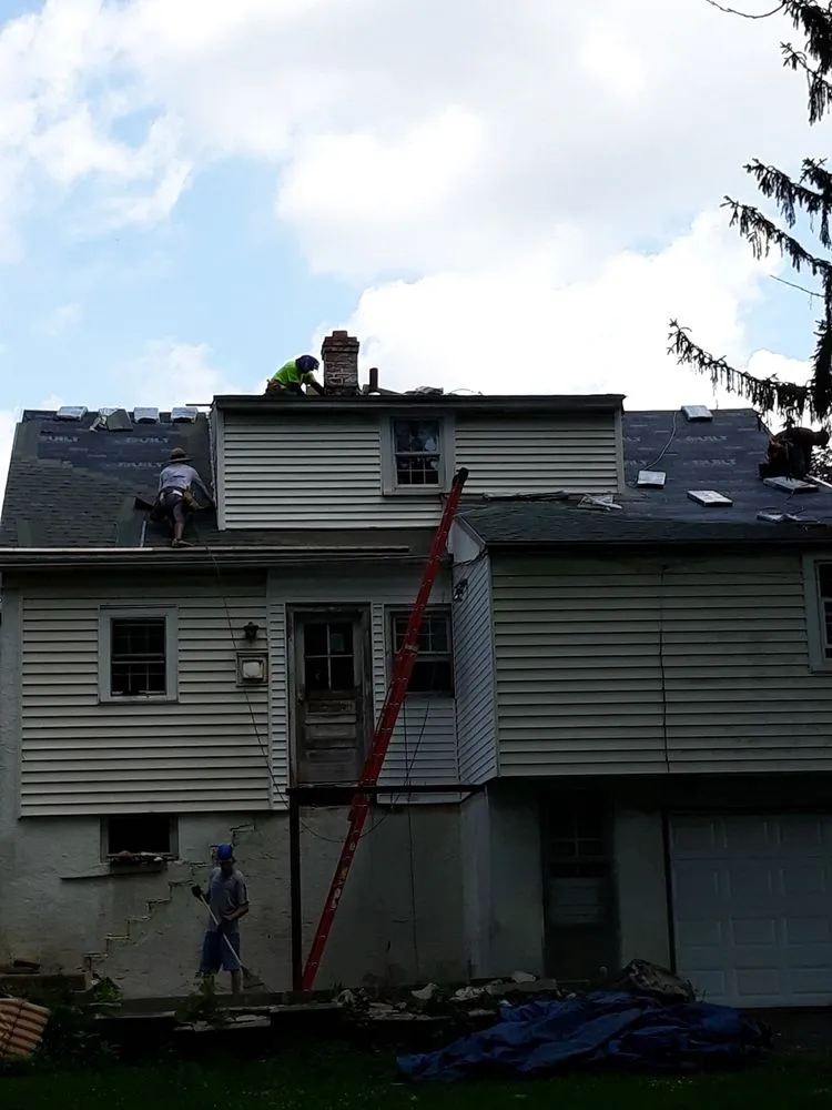 Slide of V Expo Construction