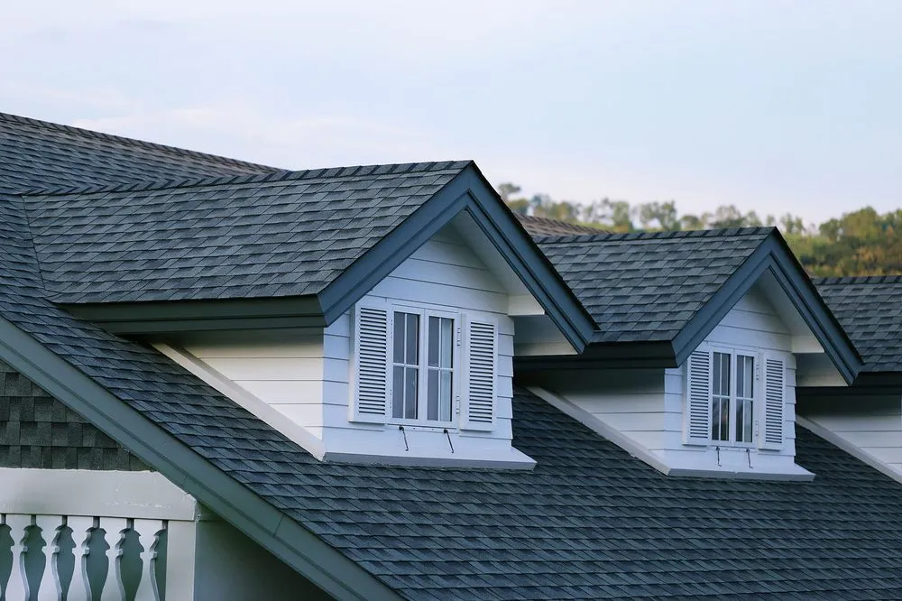 Licensed roof inspection in Canyon Country, CA by VA Roofing Services