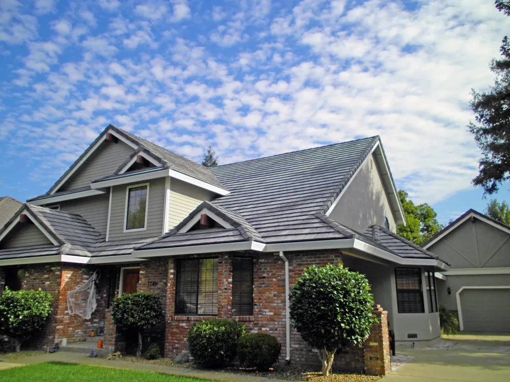 Trusted shingle roofing service for homes in Canyon Country, CA by VA Roofing Services