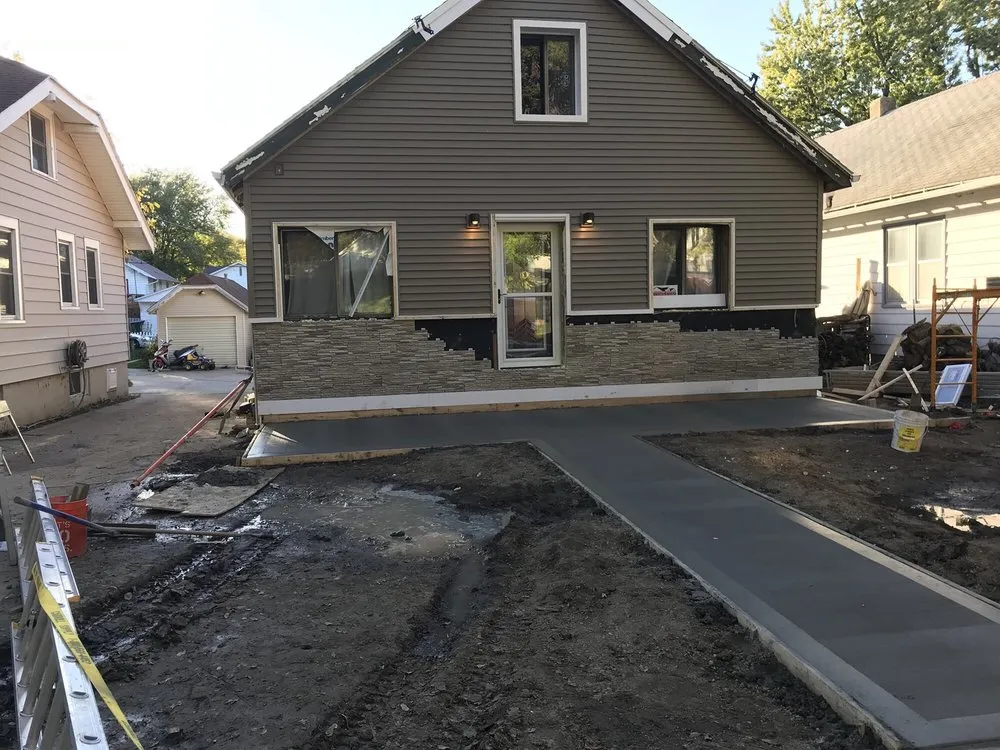 Slide of Vakulskas Construction