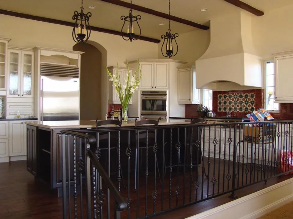 Slide of Valdez Construction Roofing