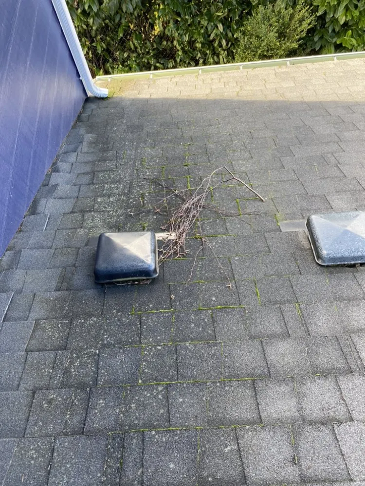 Slide of Valdez Roofing