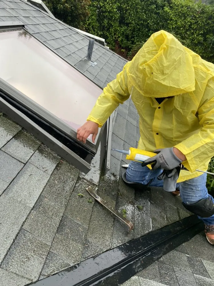 Slide of Valdez Roofing