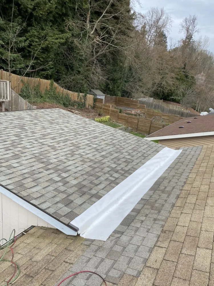 Slide of Valdez Roofing