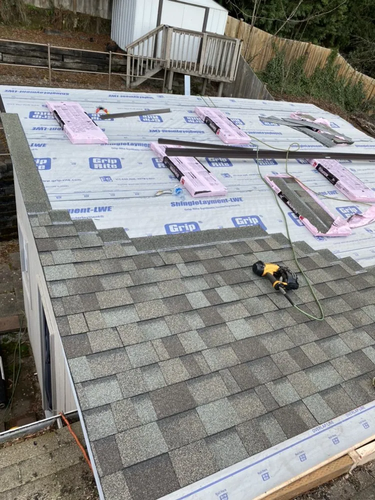 Slide of Valdez Roofing