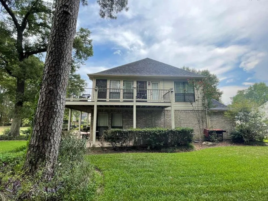 Slide of Valgua Construction