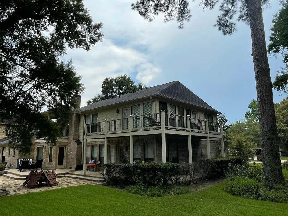 Slide of Valgua Construction