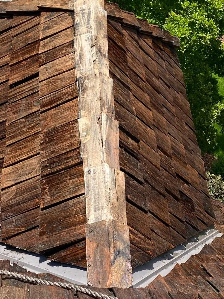 Slide of Valiant Roofing and Construction