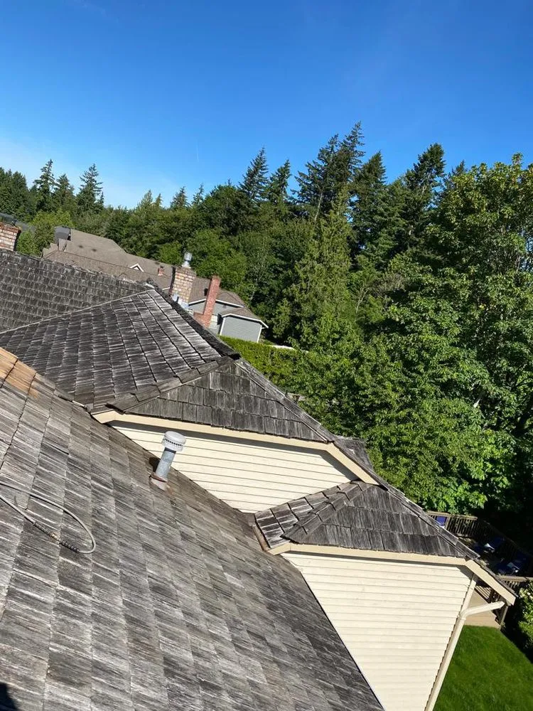 Slide of Valiant Roofing and Construction