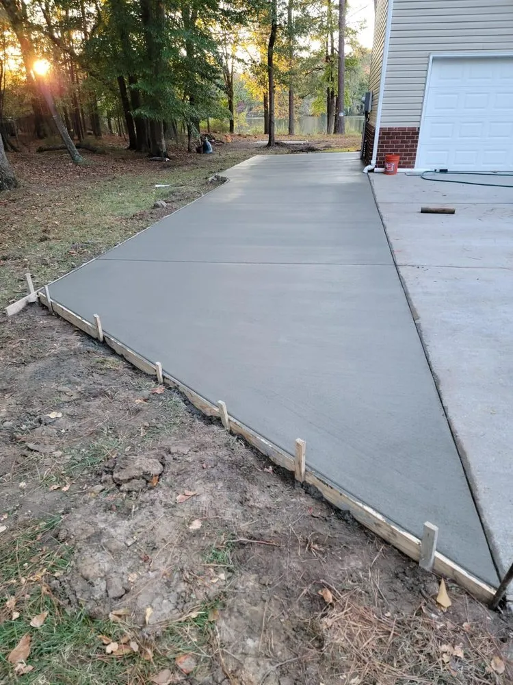 Slide of Valiente Pineda Xtreme Services