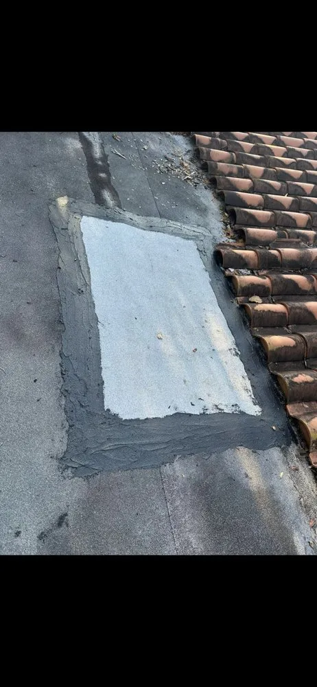 Slide of Valle Roofing