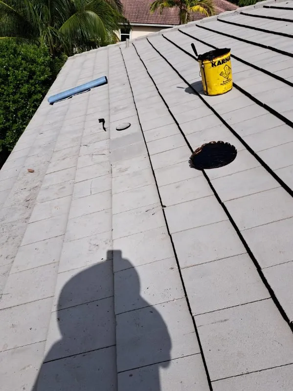 Slide of Valle Roofing Repairs