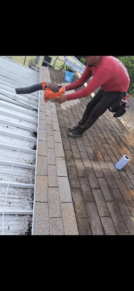 Slide of Valle Roofing Repairs