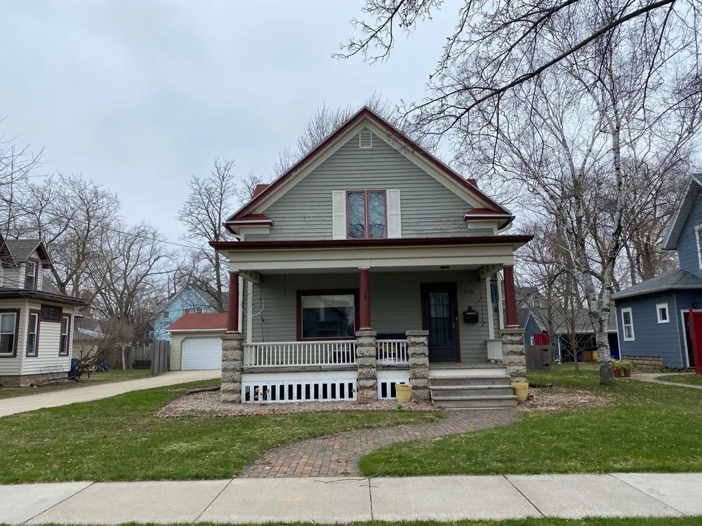 Slide of Valley Exteriors