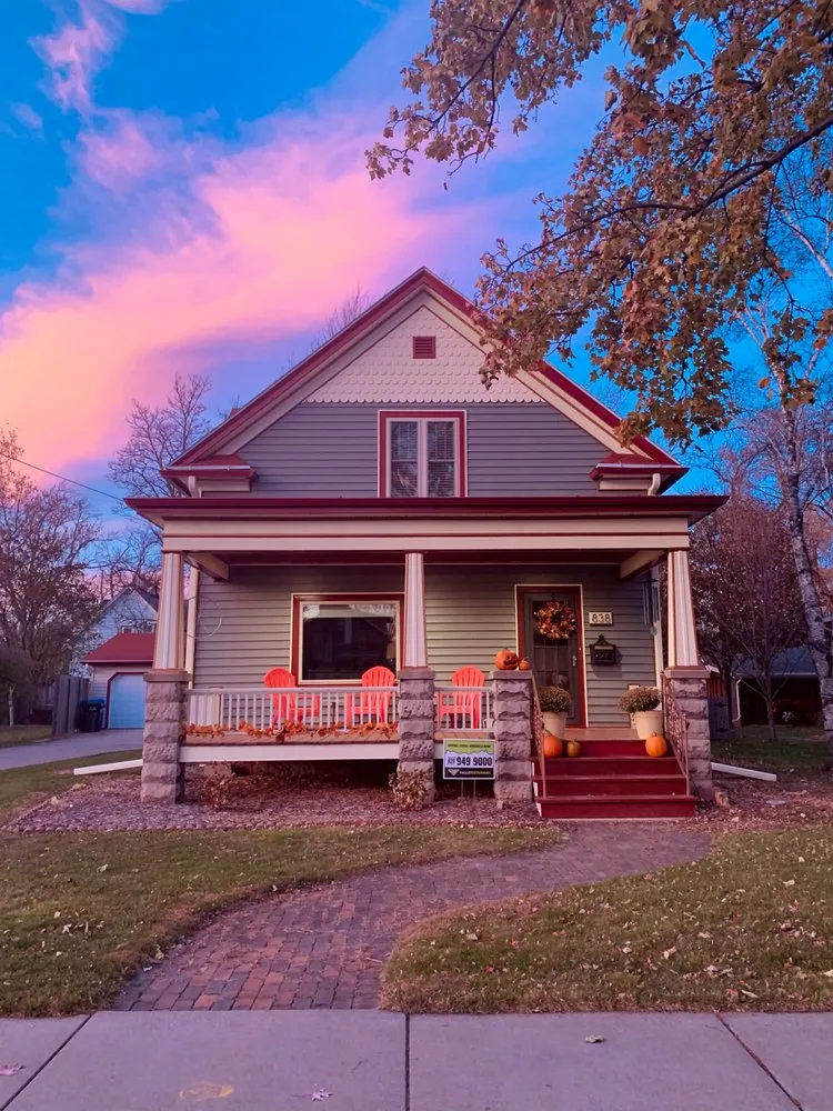 Slide of Valley Exteriors