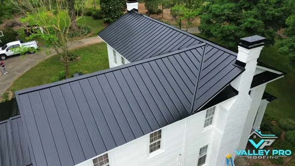 Valley Pro Roofing Logo