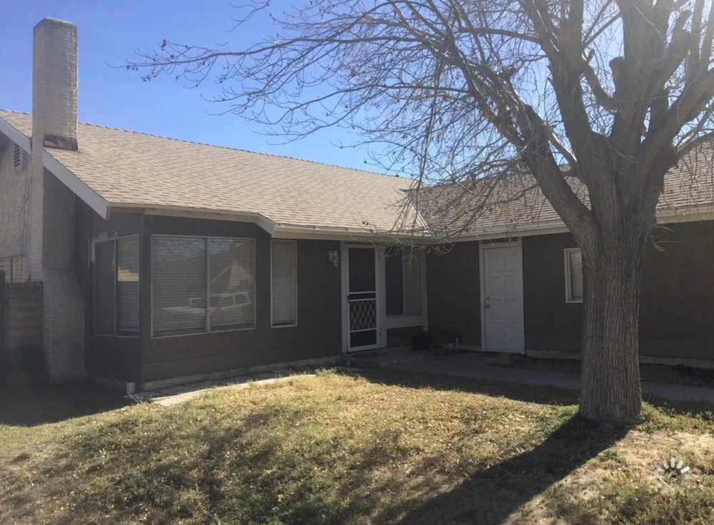 Emergency metal roofing installation experts serving Sylmar, CA - Valley Roofing Inc