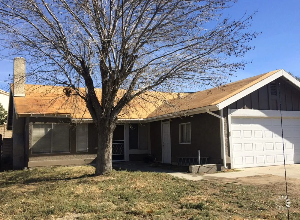Emergency roof leak repair for fast service across Sylmar, CA - Valley Roofing Inc