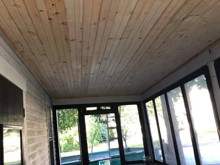 Slide of Valley Roofs & More