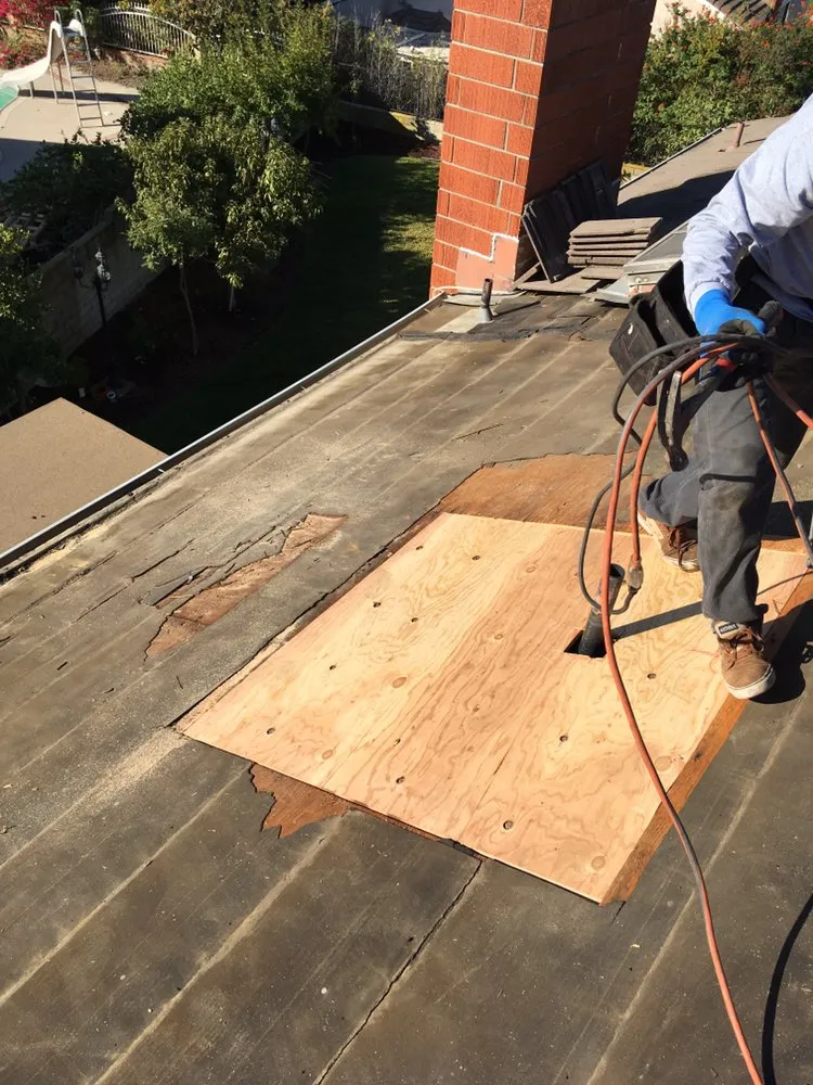 Slide of Valley View Roofing