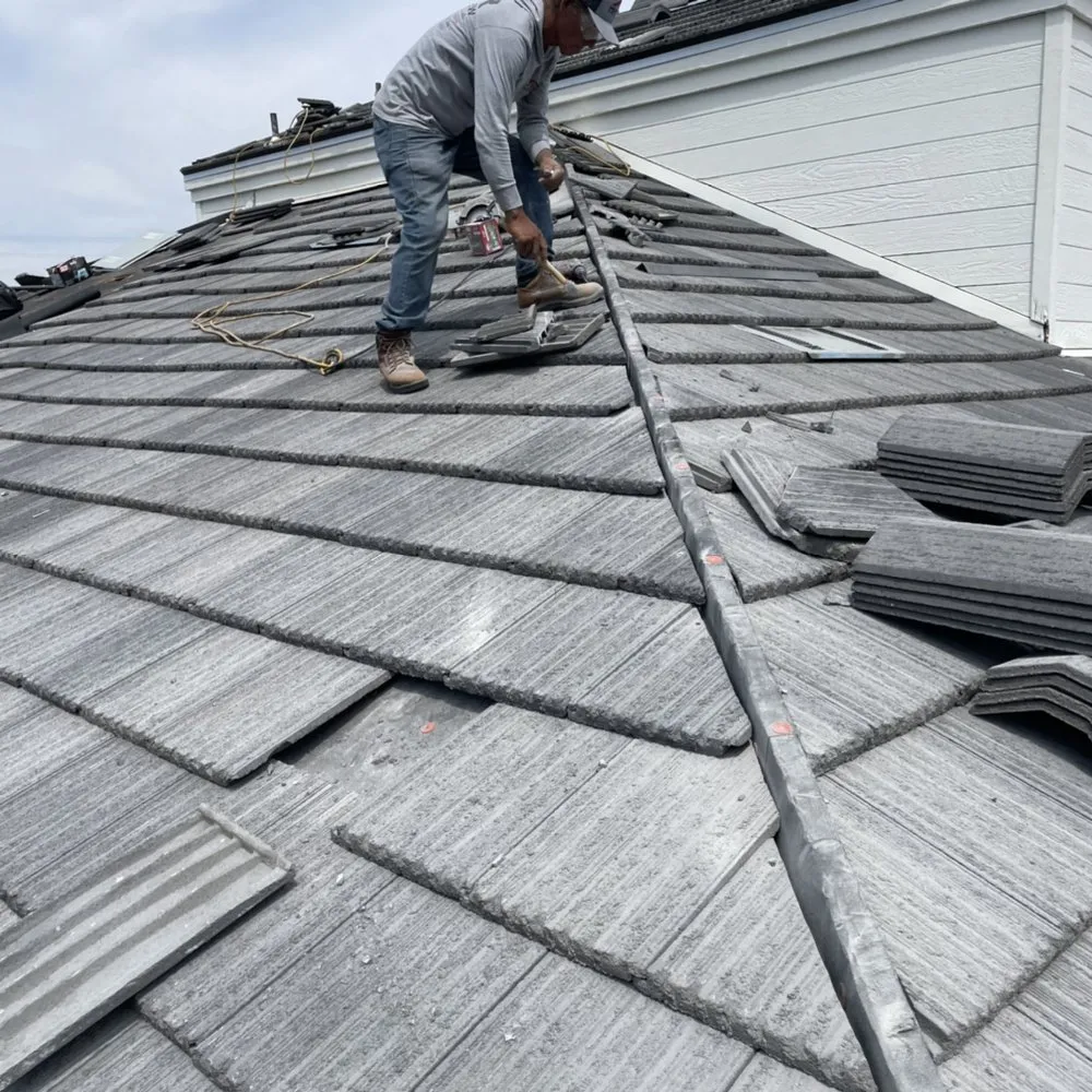 Slide of Valley View Roofing