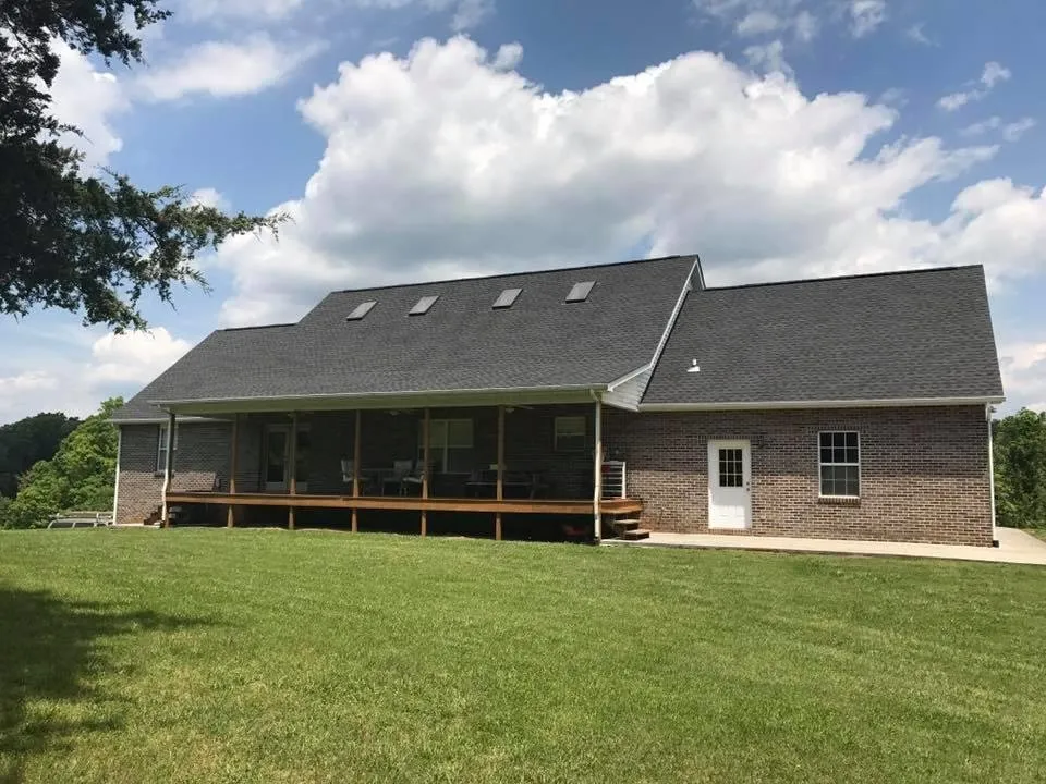 Slide of Valley Vista Construction