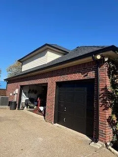 Slide of Valor Roofing Group