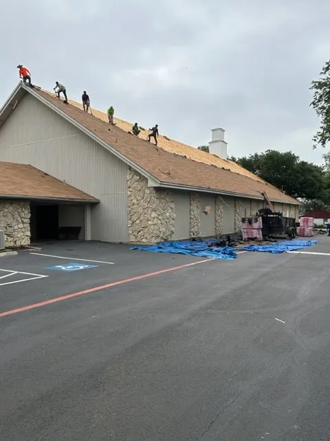 Slide of Valor Roofing Group