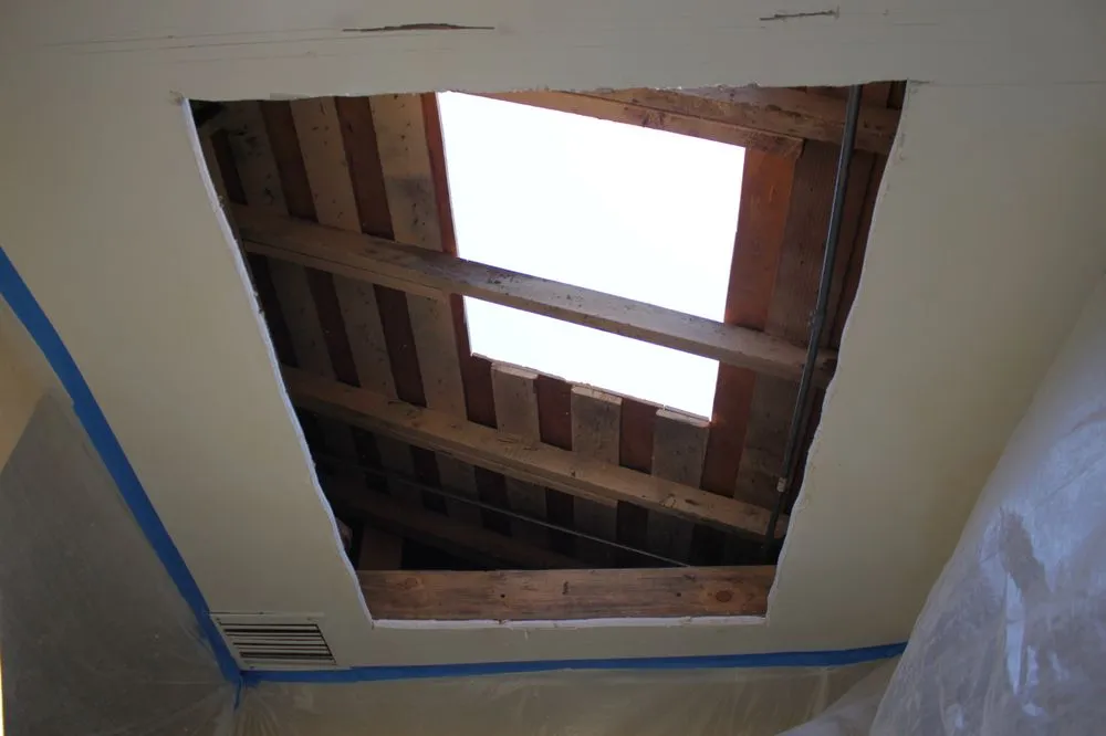 Expert shingle roofing service same-day service across Winnetka, CA - Van Zandt Roofing and Skylights