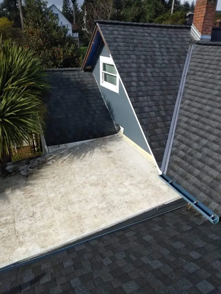 Slide of Vancills Roofing and Construction