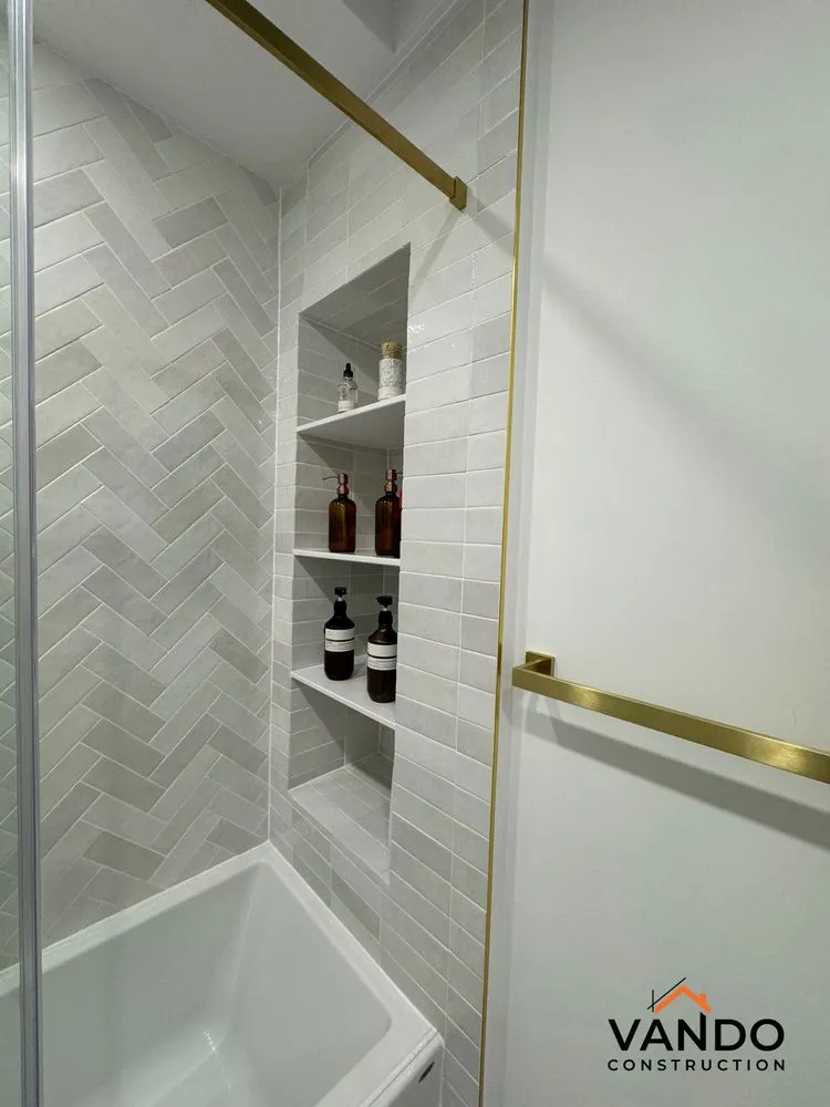 Slide of Vando Construction