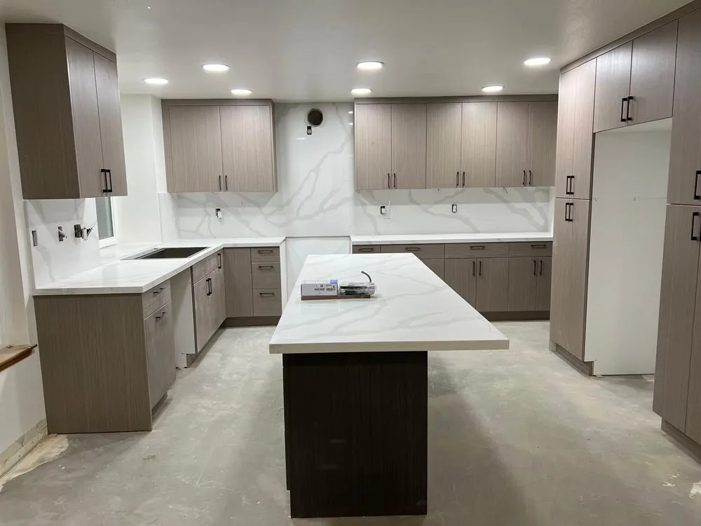 Slide of Vando Construction