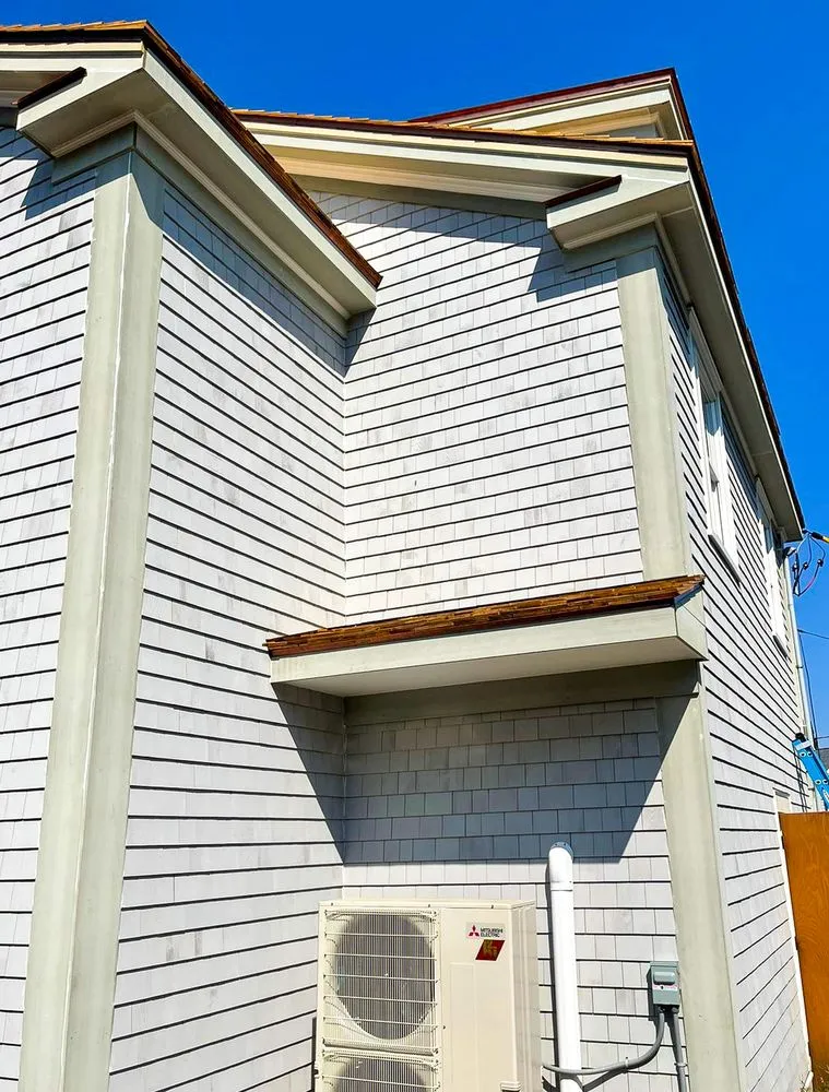 Slide of Vanelando Construction