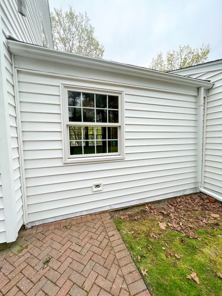 Slide of Vanelando Construction