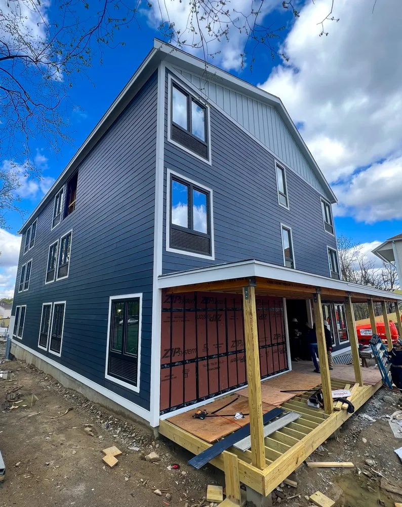 Slide of Vanelando Construction