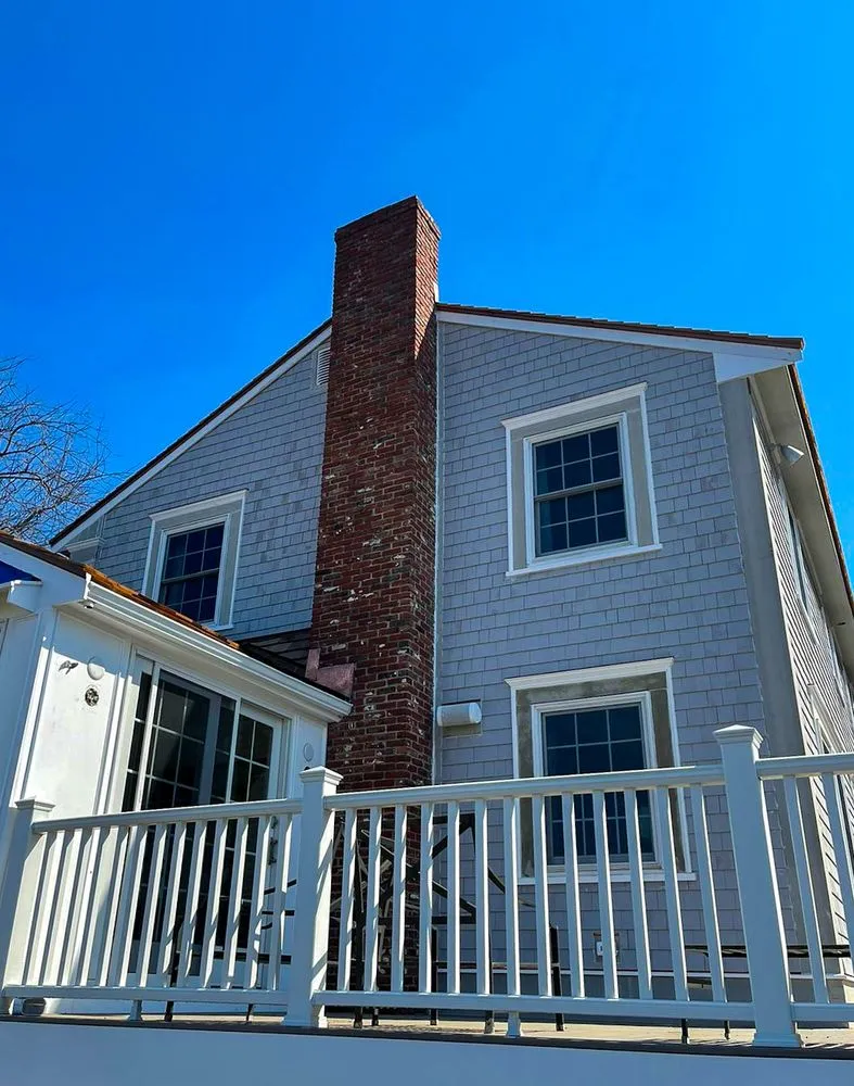 Slide of Vanelando Construction