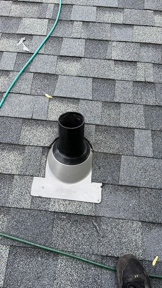 Slide of Vanguard Roofing & Siding