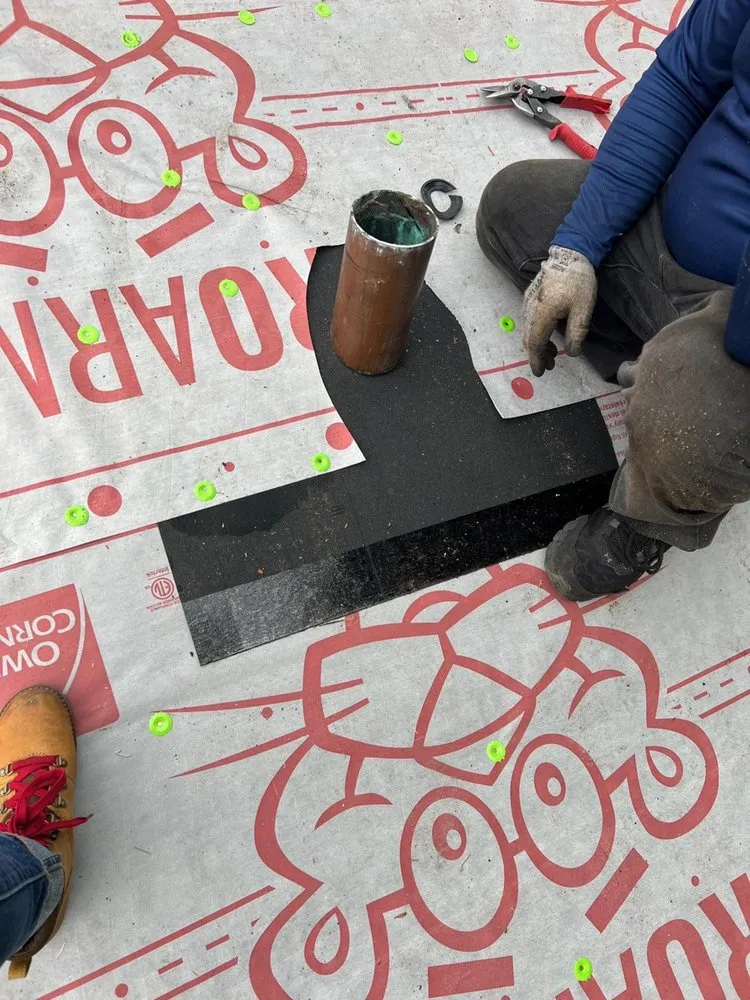 Slide of Vanguard Roofing & Siding