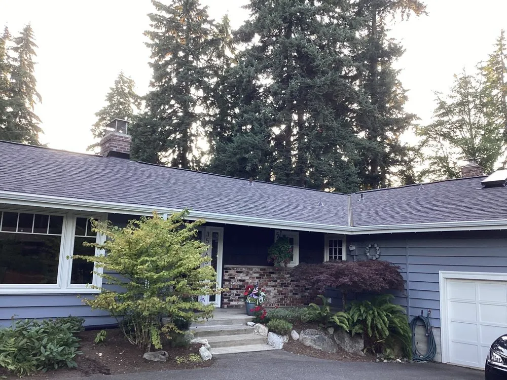 Slide of Vanguard Roofing LLC