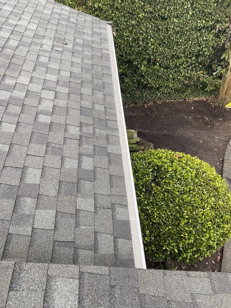 Slide of Vanguard Roofing LLC