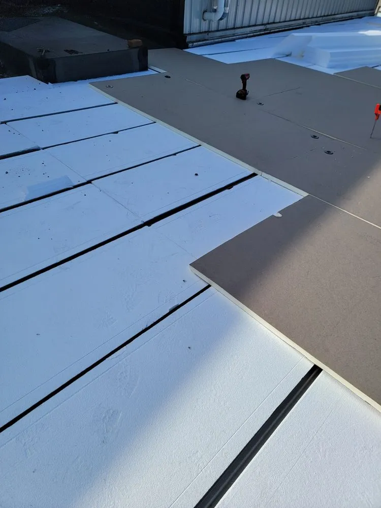 Slide of Vanguard Roofing