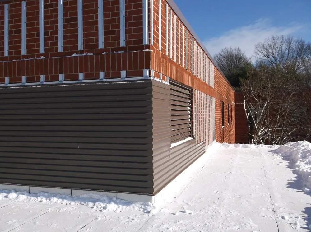 Slide of Vanguard Roofing