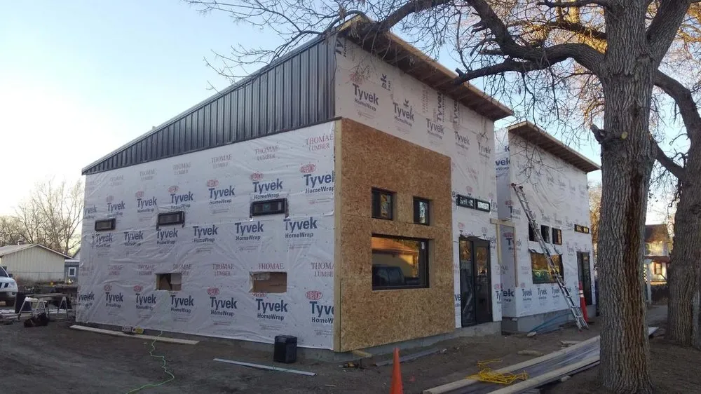 Slide of Vantage Construction